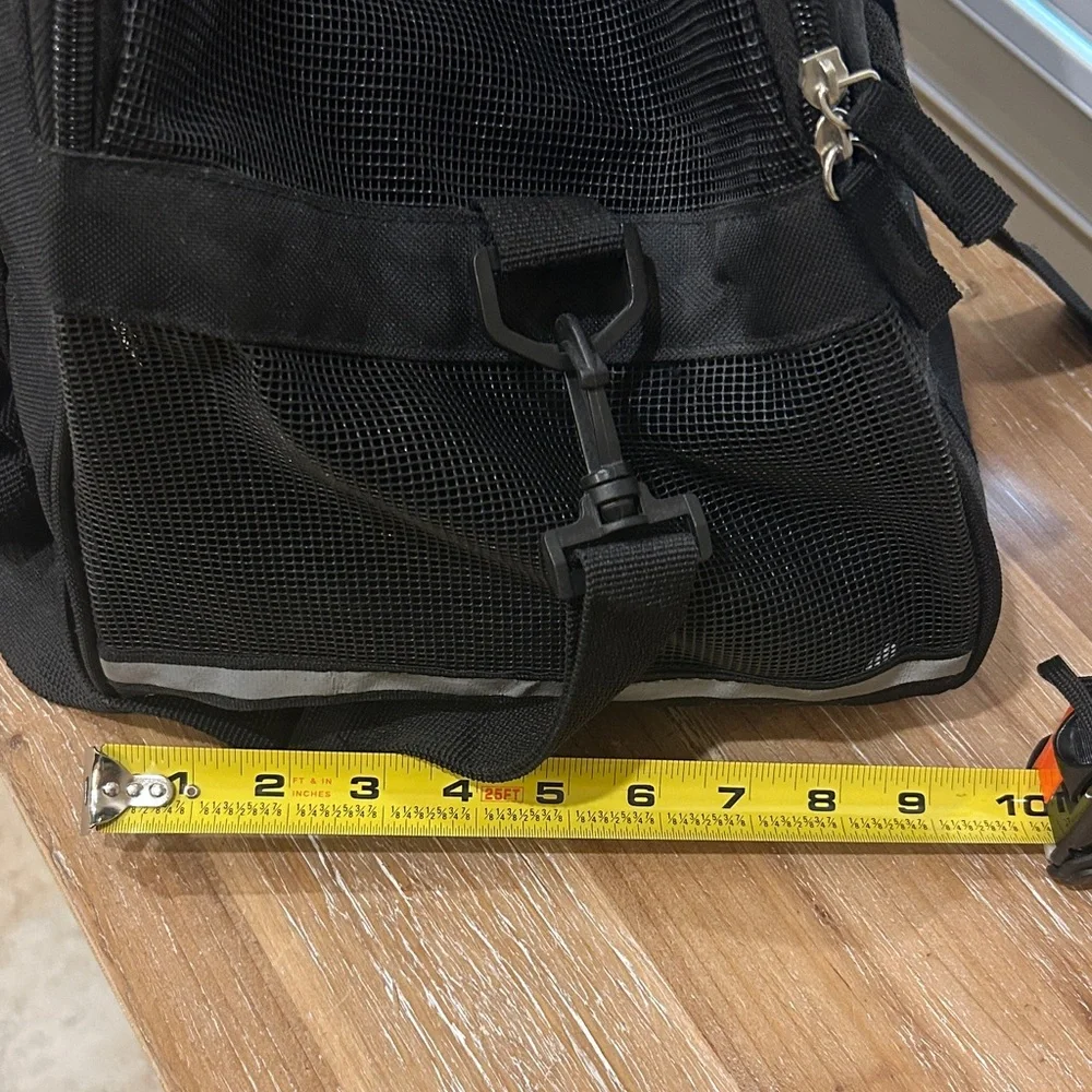 PETTOM Soft-Sided Pet Carrier
